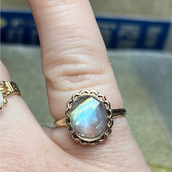 Vintage 10k Yellow Gold Rosecut Moonstone Ring - Picture 3 of 6